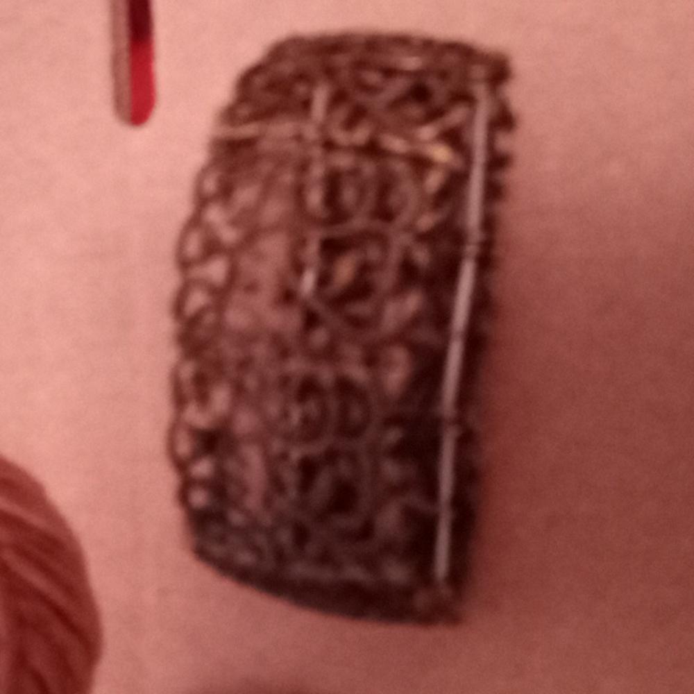 Bracelets - Picture 2 of 4